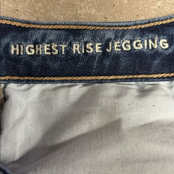 American Eagle Highest Rise Jegging - Picture 3 of 8